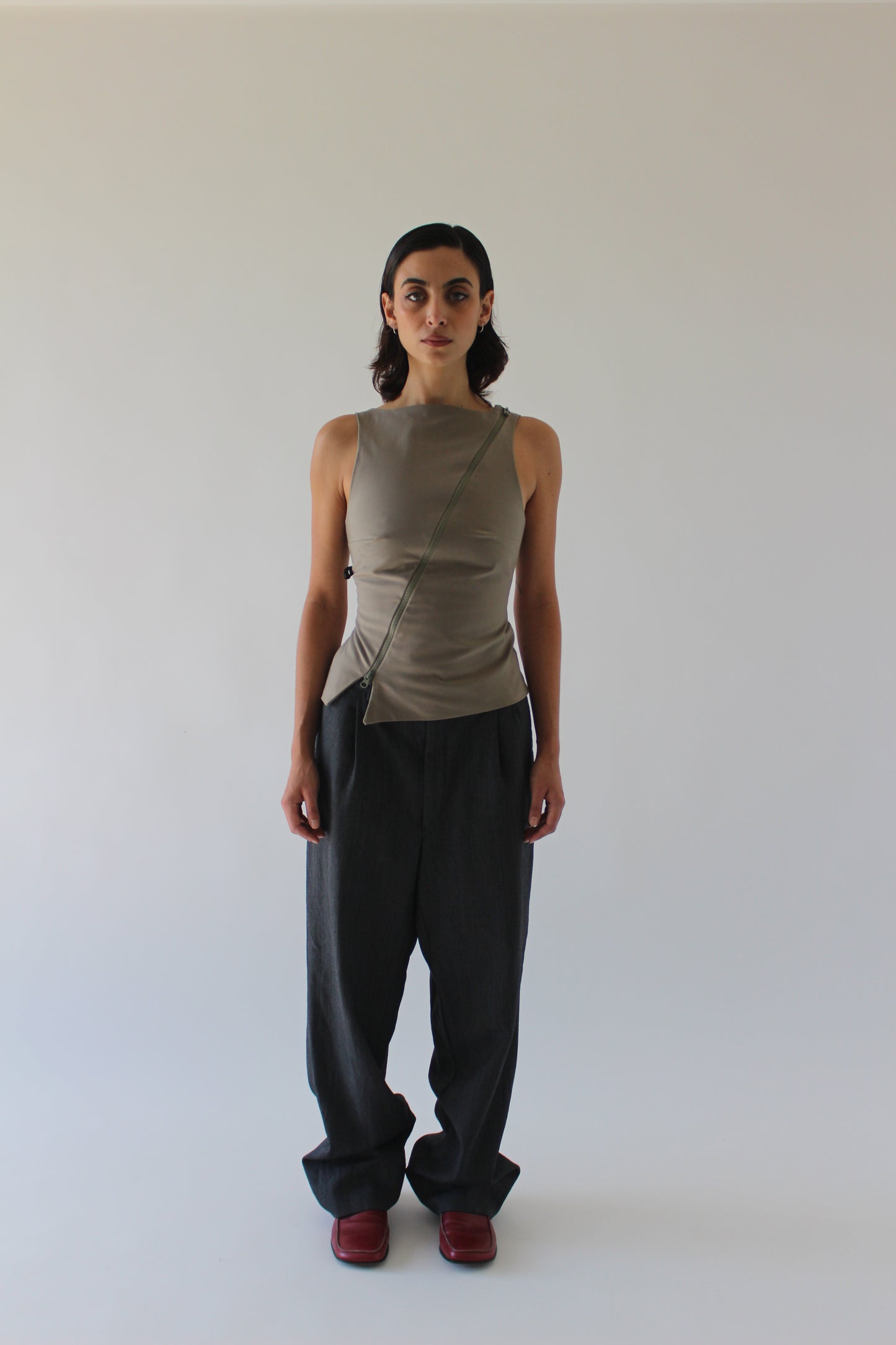 Incline Top Taupe