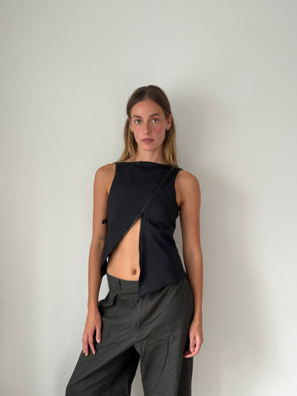 Incline Top Charcoal